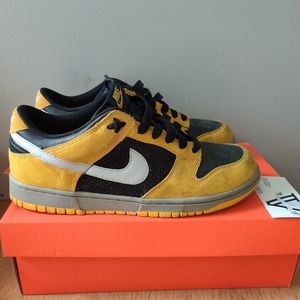 2007 dunk low "varsity maize" size 9.5